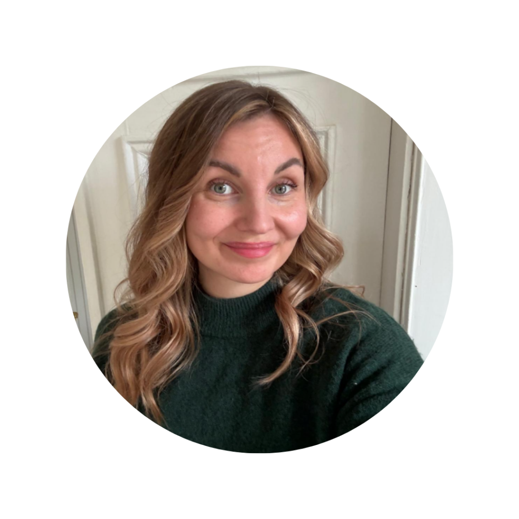 Hanna Rossi, Pelituen asiantuntija.
